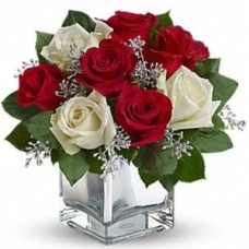 Red and white roses cube arrangement